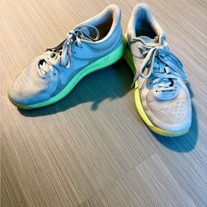 Lululemon Women’s Strongfeel training shoes